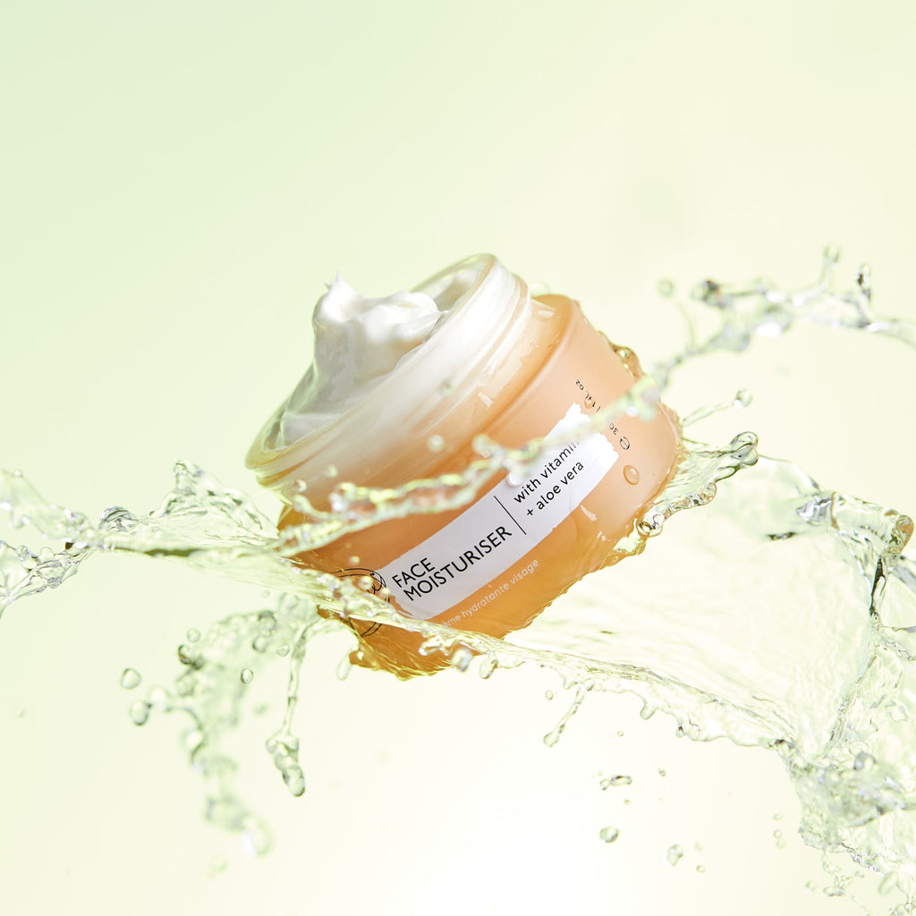 Travel Face Moisturiser - 30ml lifestyle